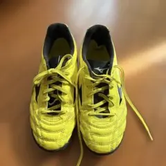 週末値下げMizuno MONARCIDA サッカー トレーニングシューズ 黄色