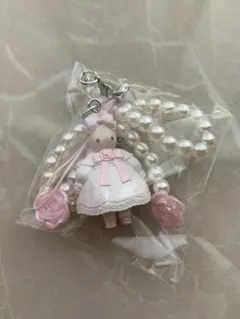 サンリオキャラクターズ　シークレットストラップ　ホワイトフリル　マロンクリーム