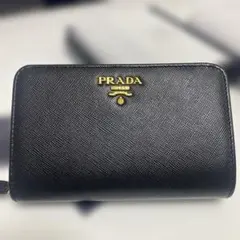 たむそう様専用【美品】プラダ 折り財布 サフィアーノ メタルロゴ ミディアム