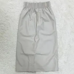 現行 24ss アルアバイル ウエストタックフェイクレザースカート ベージュのサムネイル