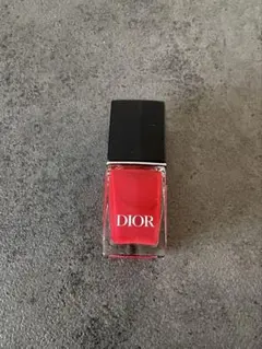 Dior ディオール　ネイル　レッド　新品未使用　ノベルティ
