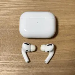 ジャンク品 AirPods Pro 第1世代 Lightning ケース付