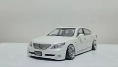 LEXUS　LS 460L 1/43 ジャンクションプロデュース パールホワイトのサムネイル