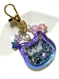 訳あり　猫　ねこ　夜空　花火　シェイカーキーホルダー　シャカシャカ　オイルなしのサムネイル
