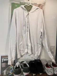 POP TRADING COMPANY ホワイトパーカーのサムネイル