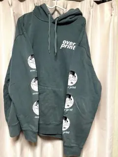 あっちゃん 専用　over print フード付きパーカー✨のサムネイル