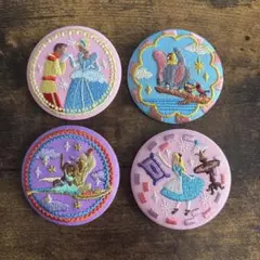 新品未使用 ディズニー 刺繍 缶バッジ 4点セット