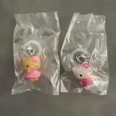 即日発送！ハローキティ カプセルトイ 2個セット めじるしアクセサリー