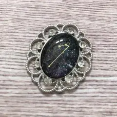 ●牡羊座　星座ガラスカメオ風ブローチ 銀シルバーミール皿台座 クリアガラス