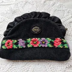 FEILER ブラック 花柄刺繍 フリルポーチ