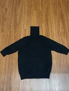 ZARA タートルネック5部袖ニット　薄手