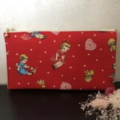 ハンドメイド　フラットポーチ　＊マーガレット&ソフィー＊