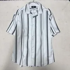 AZUL BY MOUSSYストライプ半袖シャツL着心地◎シンプルでダイナミックのサムネイル