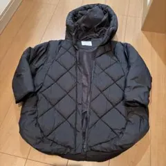 ZARA 黒いフード付きダウンコート