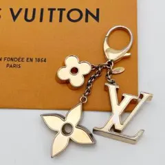ルイ ヴィトン フルール ドゥ モノグラム　キーホルダー　 ゴールド金具のサムネイル