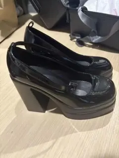 ブラック プラットフォームハイヒール