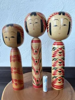 伝統的な手描きこけし 中型