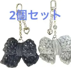 ハンドメイド 編み物 リボンチャーム ネイビー くすみブルー 水色 セリア 毛糸