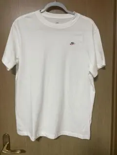 新品タグ付き　即完売品 NIKEラボ ソロ スウッシュ Tシャツ　ウィメンズ　M