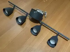 Item thumbnail for item d72acfa1-a1fb-419d-b5e7-f54eceac3de5