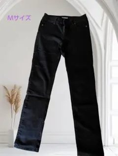 最終値下げ(^^)CLOSSHIブラック ストレートスリムデニム現品限り！