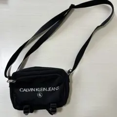 カルバンクラインジーンズ　ショルダーバッグのサムネイル
