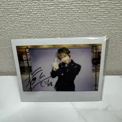 PARK JIHOON（パク・ジフン）直筆サイン入り チェキ PARK JIHOON（パク・ジフン）直筆サイン入り チェキ - メルカリ