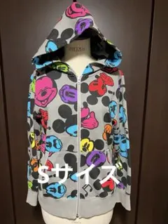 ディズニーリゾート　ミッキー　カラフルパーカー フード付き　【Sサイズ】