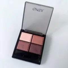 サナ　エクセル　スキニーリッチシャドウ　N SK05（アプリコットブラウン）