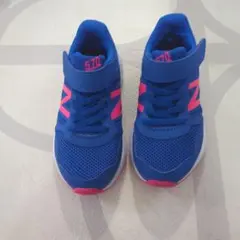New Balance 570 スニーカー 17cm 青/ピンク