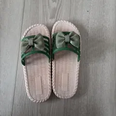 子供用サンダルスリッパ　22.5〜２３cm。