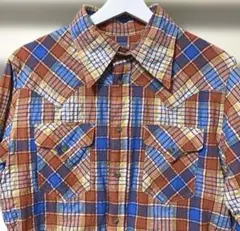 Item thumbnail for item a53861bf-5fcd-4c3e-b8d4-4e292af13bdf