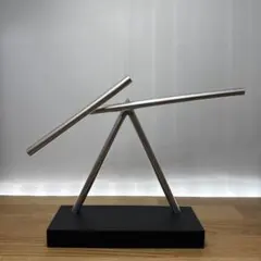 The Swinging Sticks スィンギング スティックス 卓上オブジェ The Swinging Sticks スィンギング スティックス 卓上オブジェ
