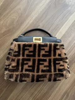 未使用 FENDI フェンディショルダーバッグレオパード柄 ハラコ