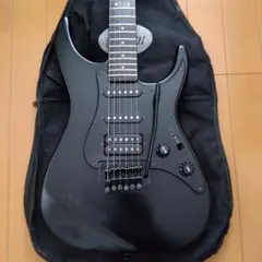 ８０年代製 フェルナンデス ショートスケール エレキギター リボルバー FR