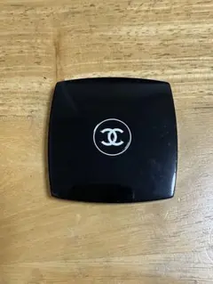 CHANEL コンパクトミラー　ミロワール　ドゥーブル　ファセット