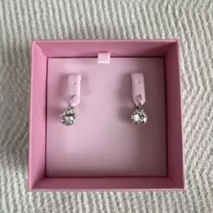 【新品】スワロフスキー　ピアス