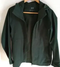 UNIQLO フード付きナイロンジャケット Sサイズ　グリーン