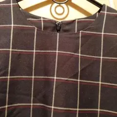 イーハイフンワールドギャラリー　膝丈ワンピース