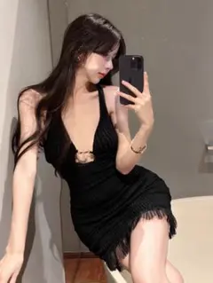 首弔りの黒いワンピースです