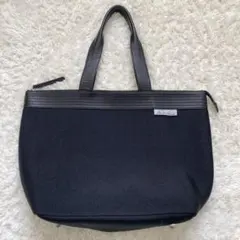 カワカワwet トートバッグ ファスナー 日本製 黒　A4収納可のサムネイル