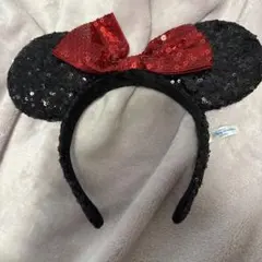 ミニーマウス風スパンコールカチューシャ 黒赤