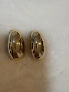 lowrysfarm ビッグモチーフイヤリングゴールド