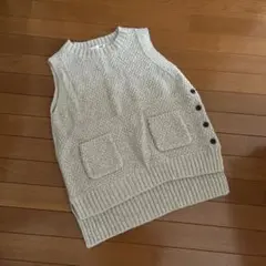 HEART MARKET ニットベスト サイドボタン グレーのサムネイル