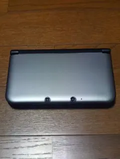 ニンテンドー3DS LL シルバー×ブラック 本体 専用ケース付