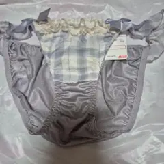 Avail チェック柄 フリル ショーツ