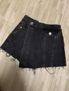 美品♡ZARA変形ブラックデニムスカパン