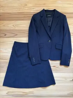 ネイビー ストライプ ビジネススーツ 上下セット　レディース