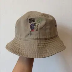 Left Alone バケットハット 刺繍デザイン