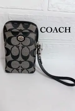 コーチ　COACH ポーチ　ブラック　シグネチャー　ストラップ付き